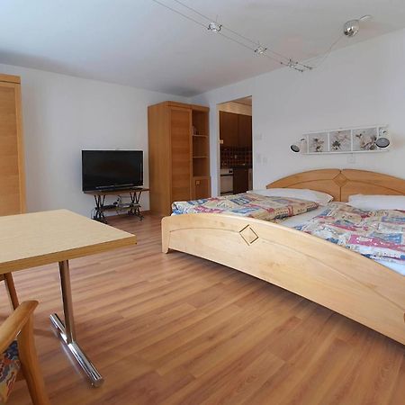 Mörel Serviced Apartments Wallis חדר תמונה